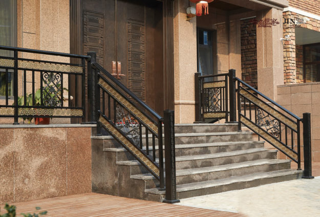 Yard Passageway Stair Handrail